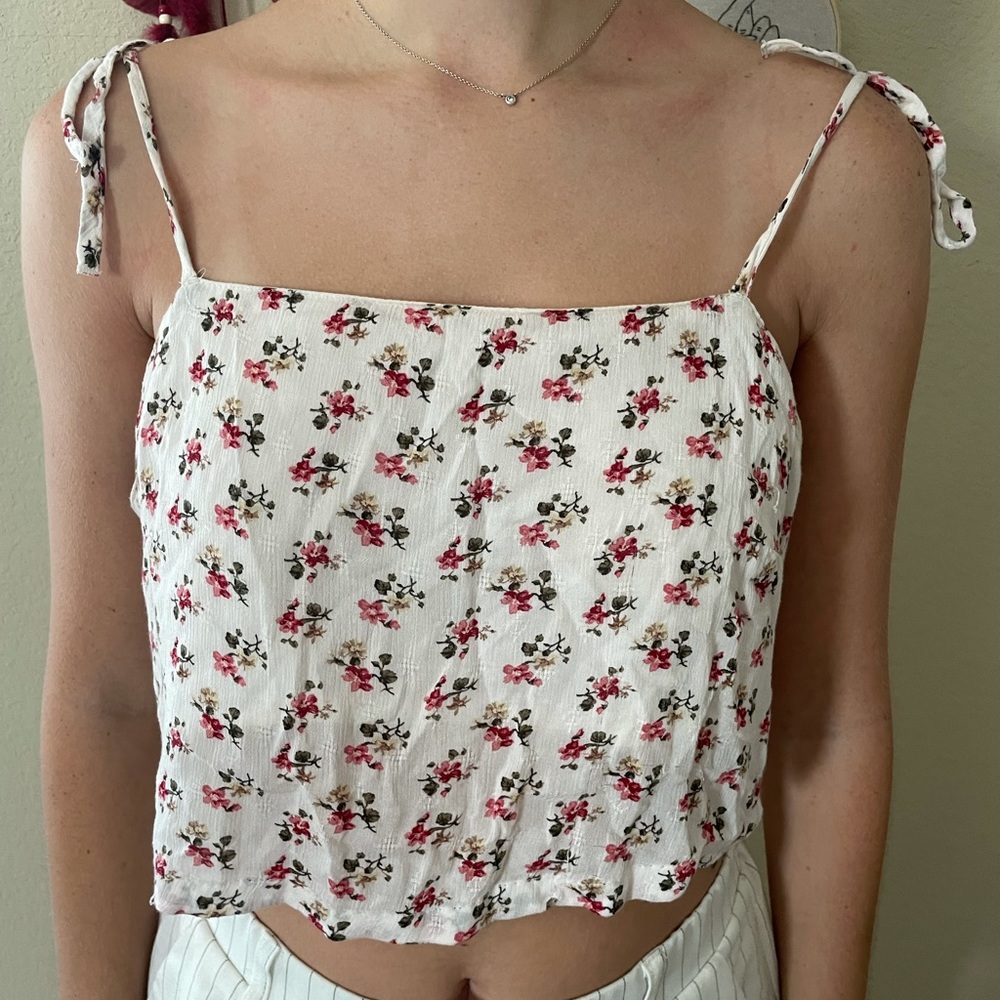 American eagle floral cropped top